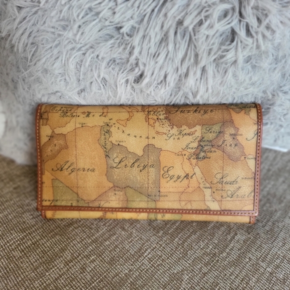 GeoClassic Large wallet Alviero Martini 1AClasse - Picture 1 of 10